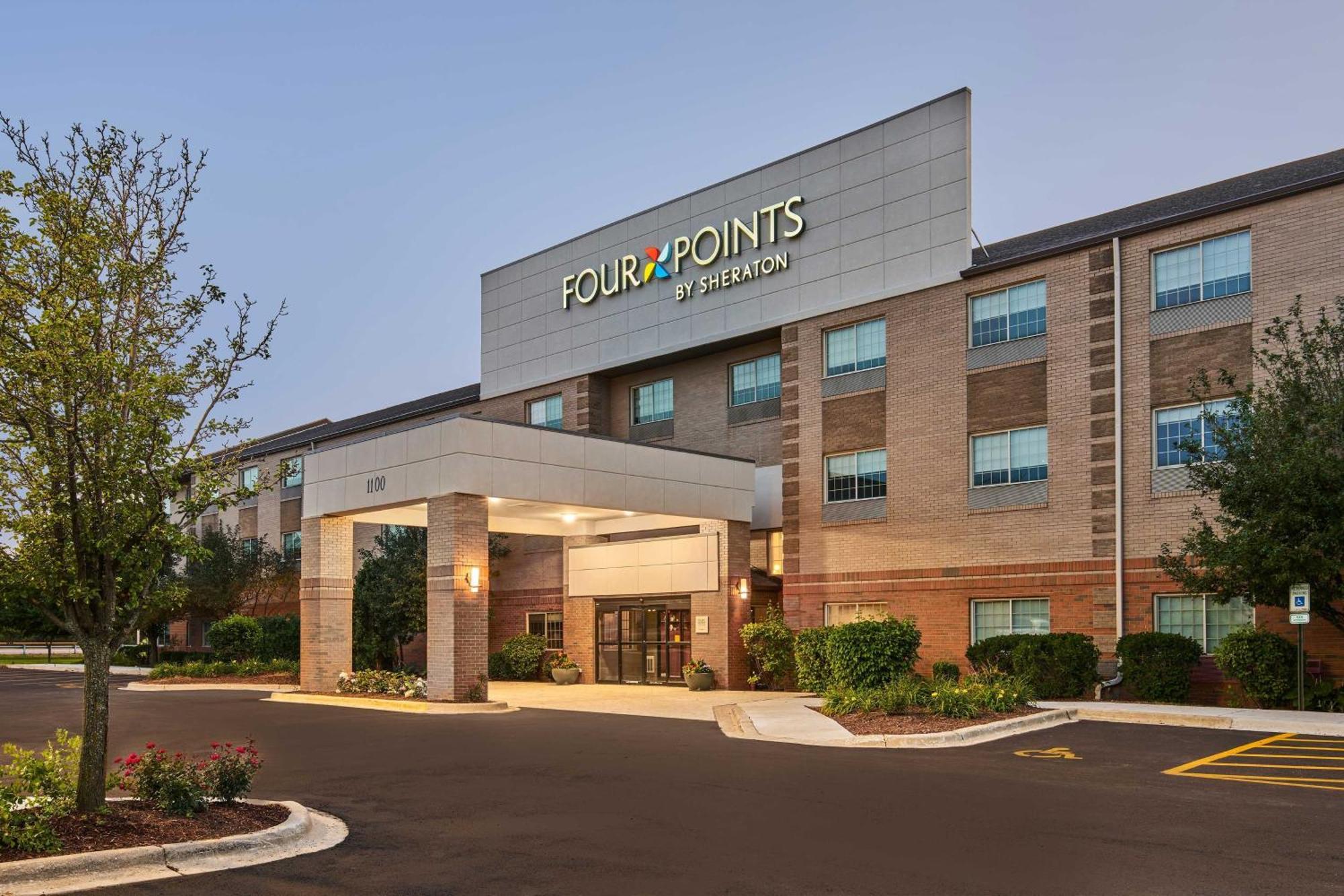 Four Points By Sheraton Chicago Schaumburg Hotel Exterior photo